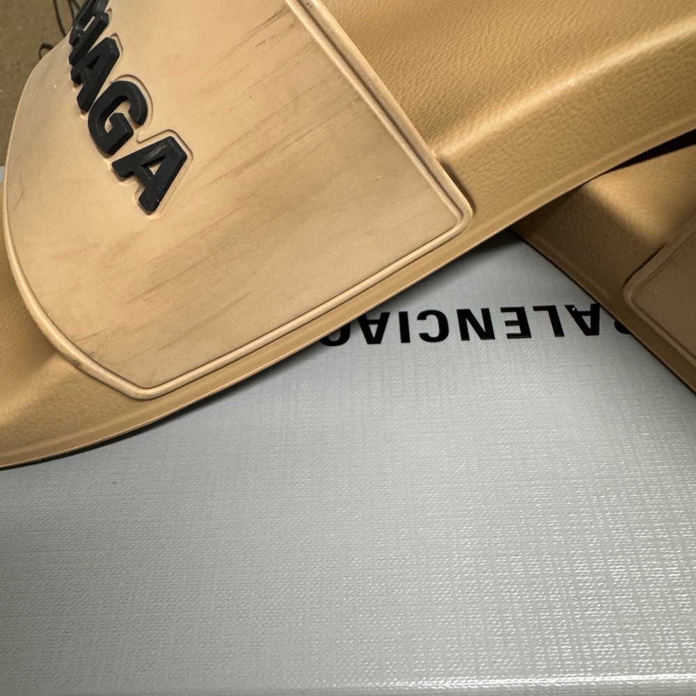 Balenciaga Tan pool slides -w/ original box - Picture 11 of 13